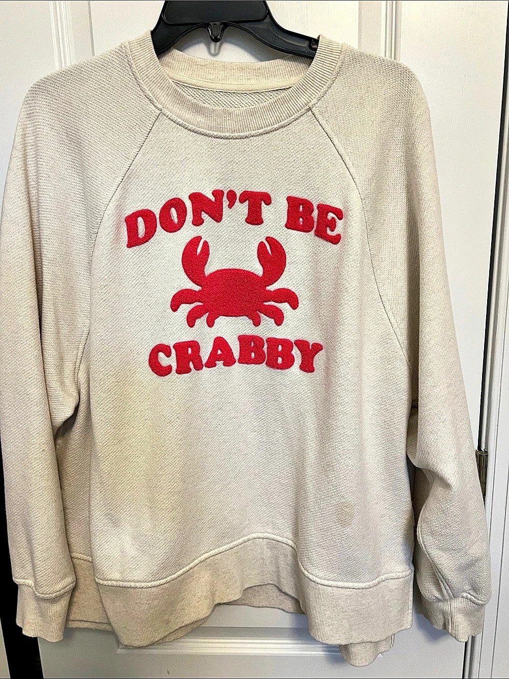 Aerie Don't Be Crabby Crewneck Sweatshirt Cream & Red Small